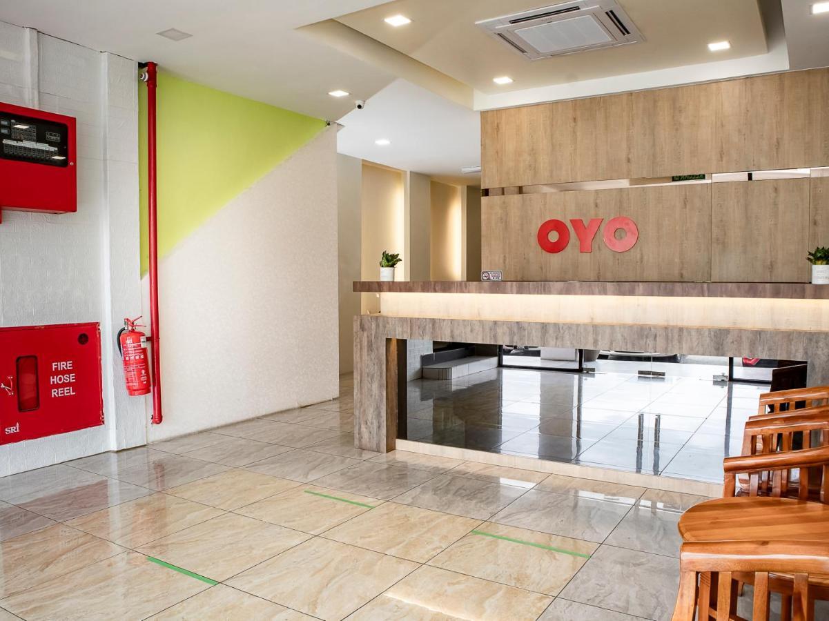 Oyo 90105 Towermas Hotel Sibu Esterno foto