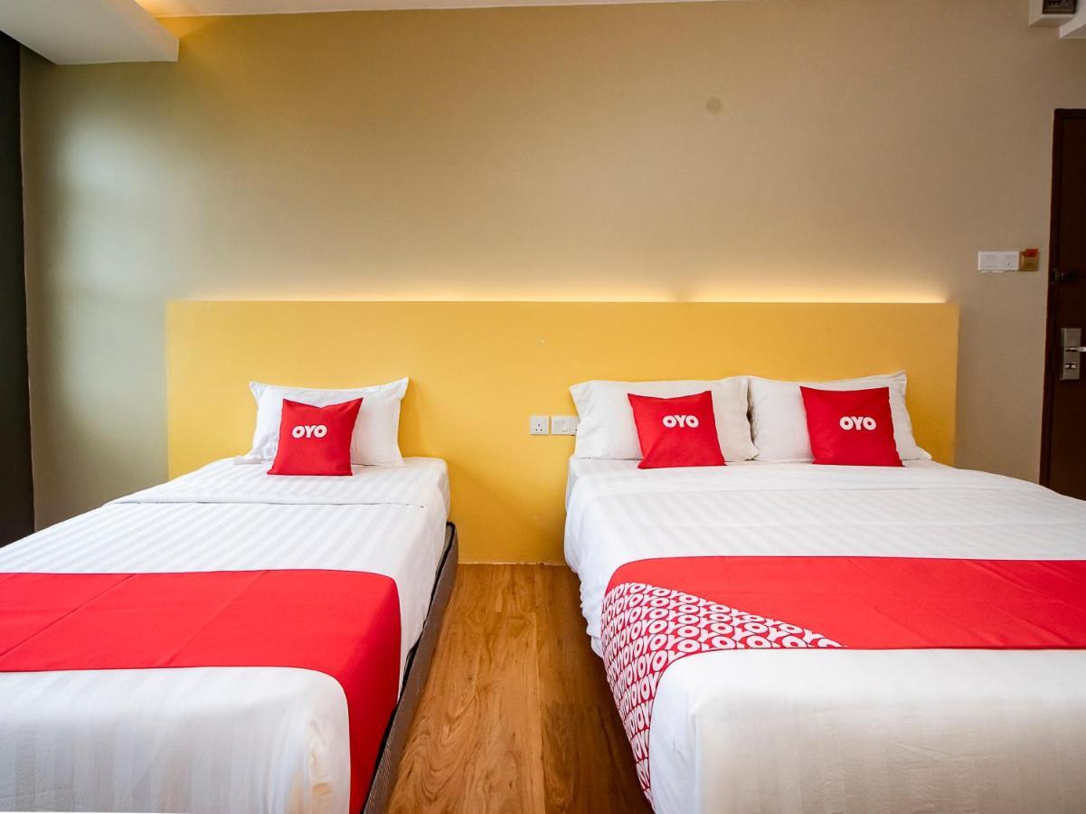 Oyo 90105 Towermas Hotel Sibu Esterno foto
