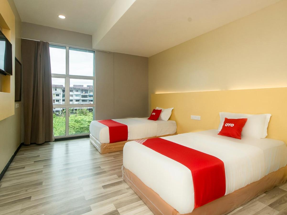 Oyo 90105 Towermas Hotel Sibu Esterno foto